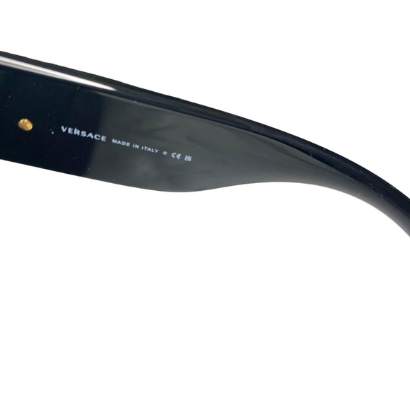 Authentic Versace Unisex Squared Baroque Gold Metal Frame with Grey Lens Sunnies - Picture 14 of 15